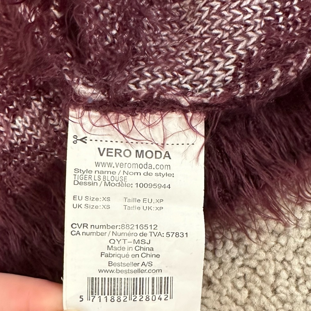 Vero Moda Burgundy Tiger Sweater - Picture 11 of 15